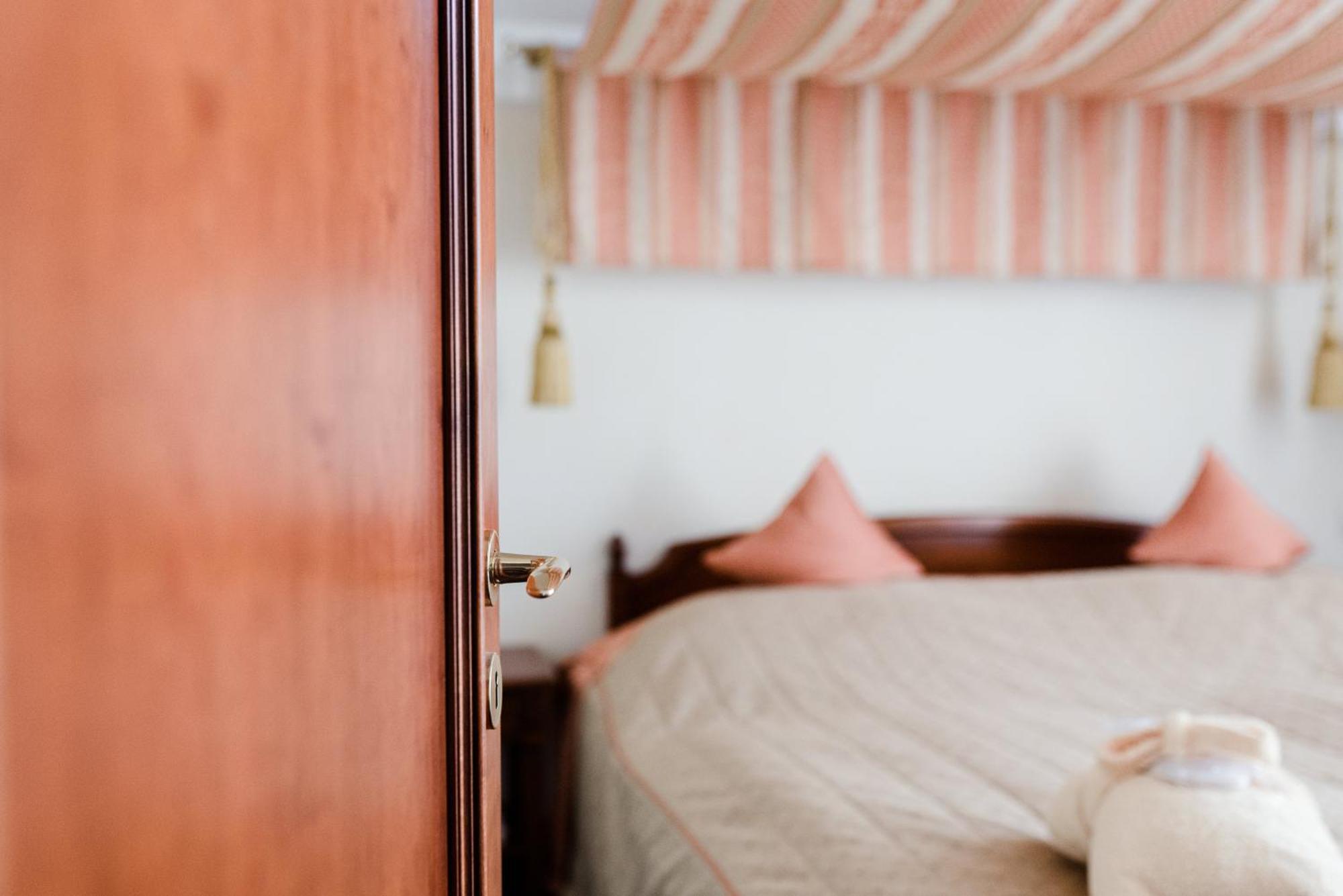 Hotel Antoniushof Ruhstorf an der Rott Стая снимка